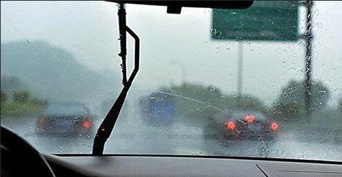 行車記錄儀視頻曝光!滬蓉高速25車連環相撞原因找到了 行車記錄儀視頻曝光!滬蓉高速25車連環相撞原因找到了