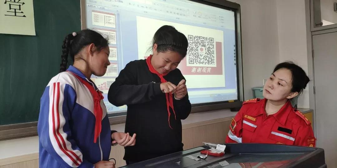 急救創(chuàng)傷包扎訓(xùn)練 急救創(chuàng)傷包扎訓(xùn)練